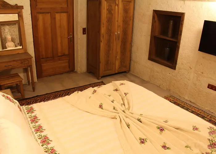 Bayer Stone House Bed & Breakfast