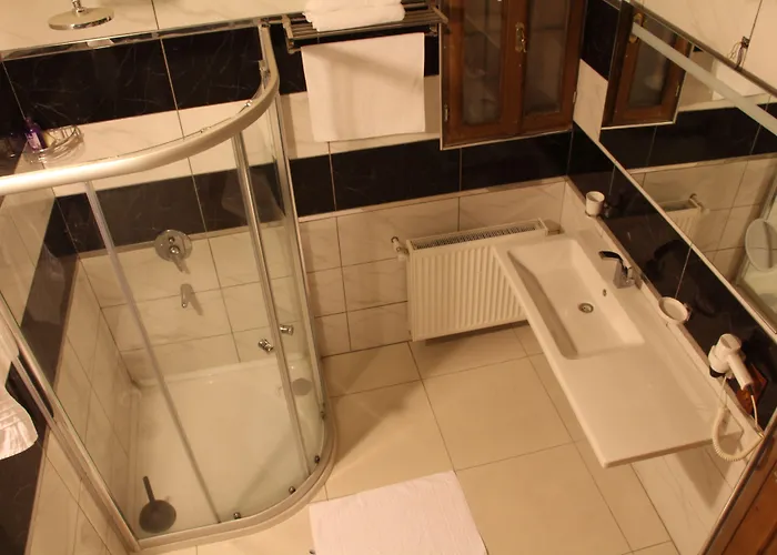 Bayer Stone House Bed & Breakfast 3*